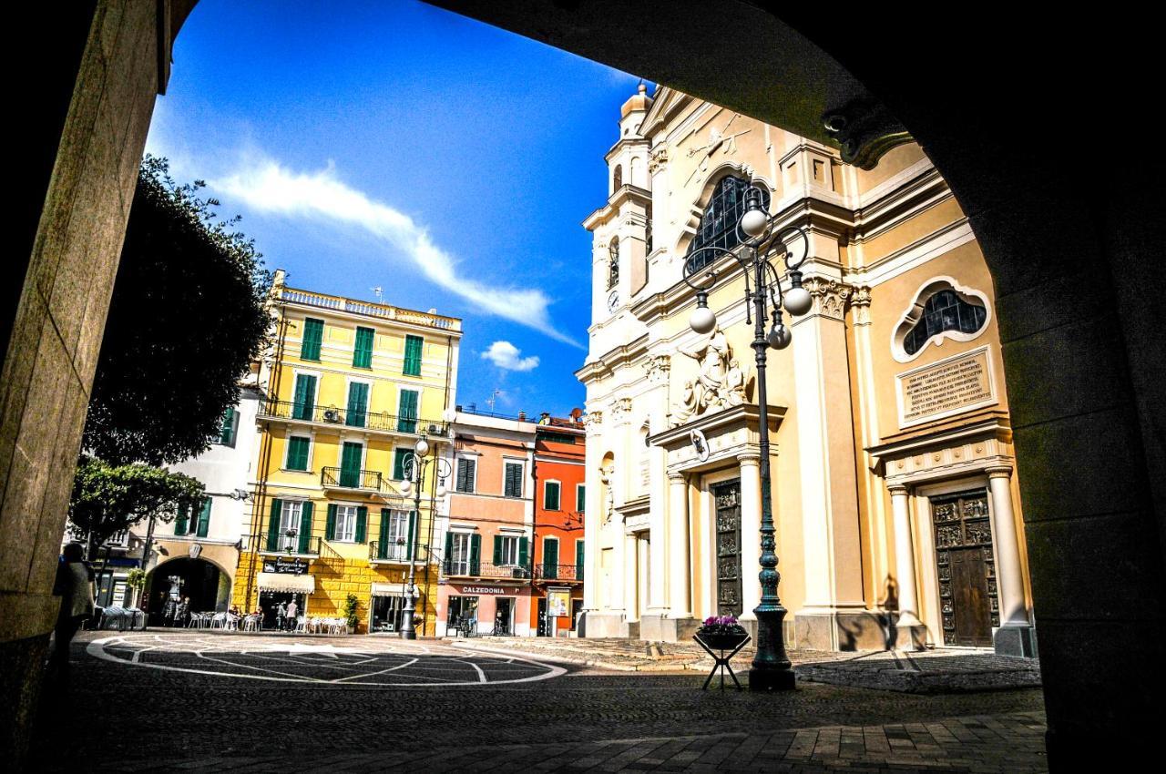 I Love Pietra Ligure Exteriör bild